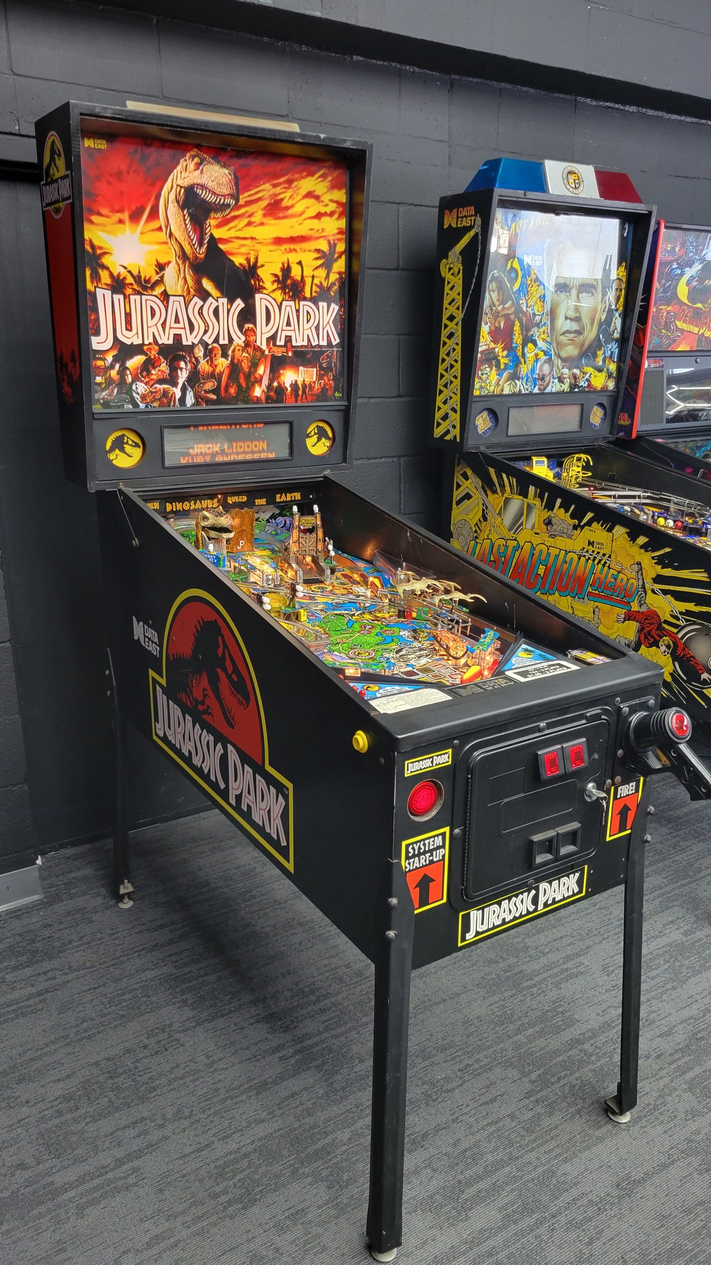 Data East Jurassic Park Pinball - Image 4