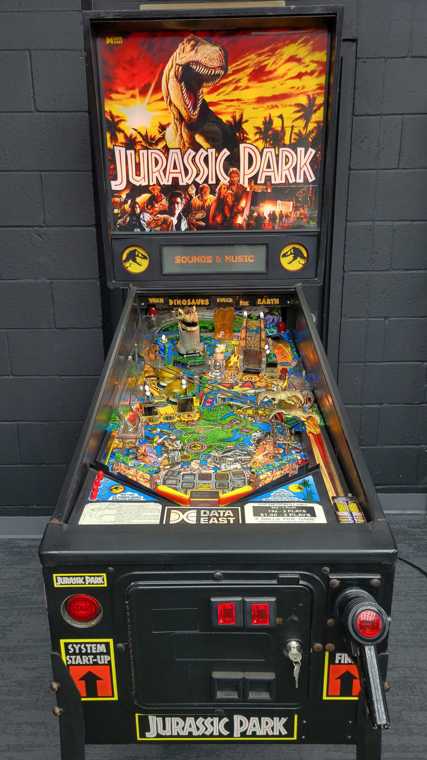 Data East Jurassic Park Pinball - Image 3