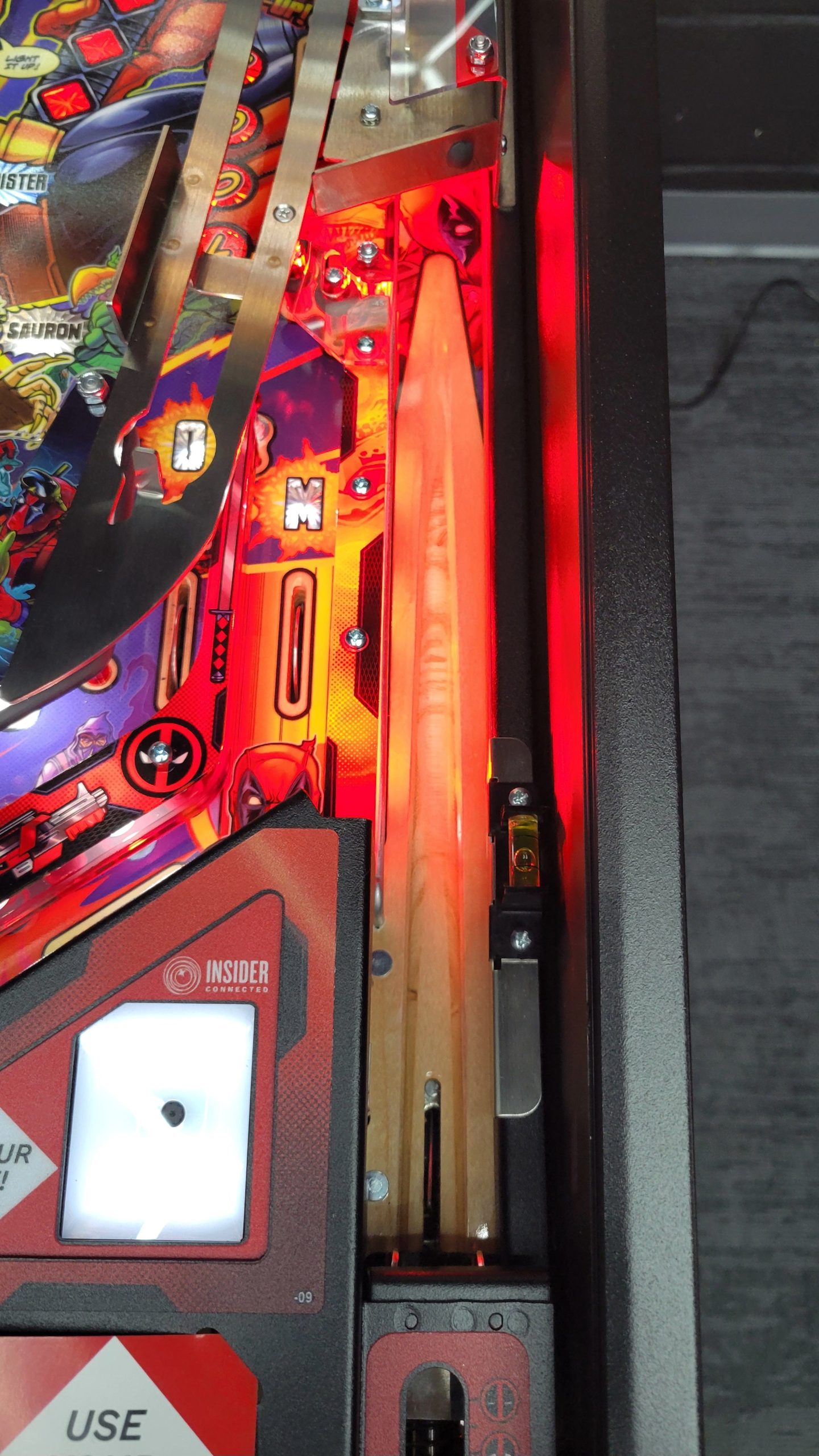 Deadpool Premium pinball by Stern - Image 18