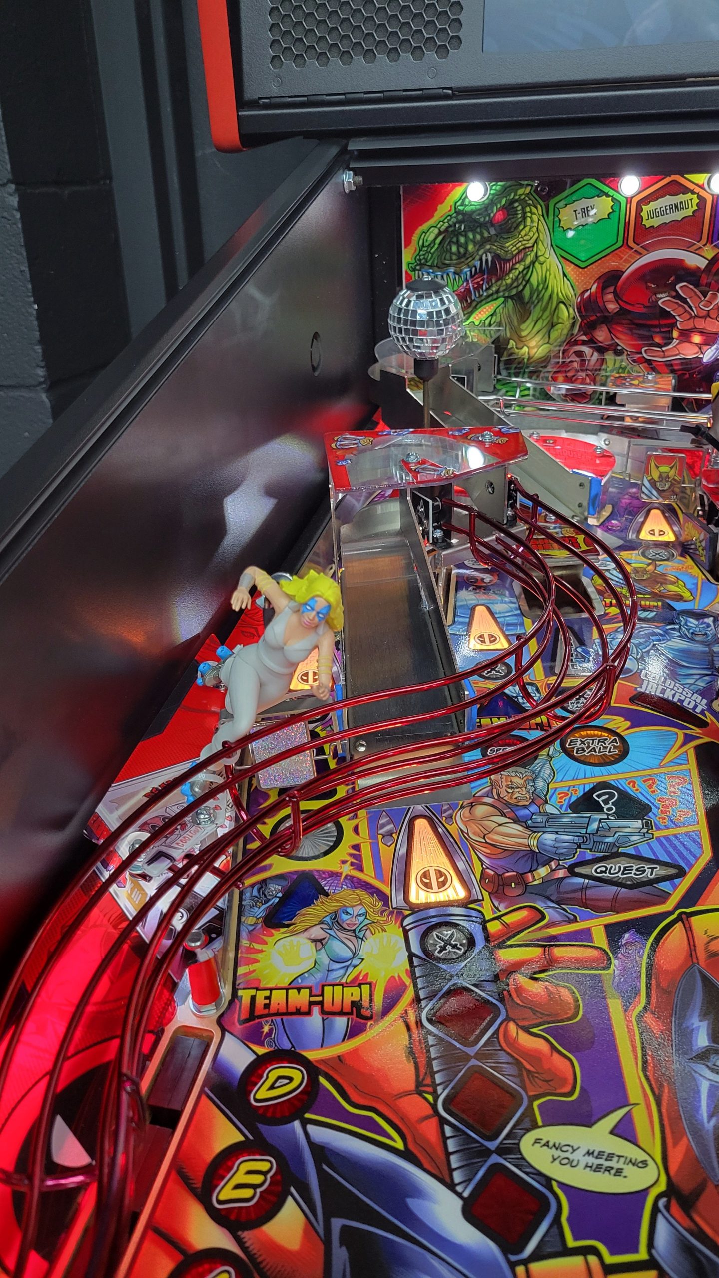 Deadpool Premium pinball by Stern - Image 10
