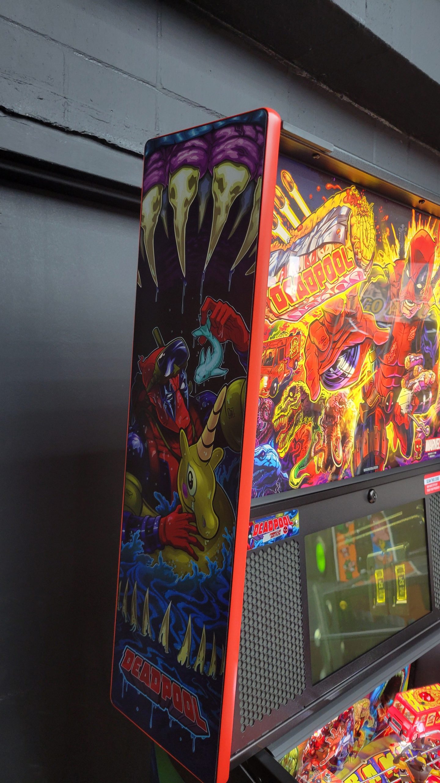 Deadpool Premium pinball by Stern - Image 5