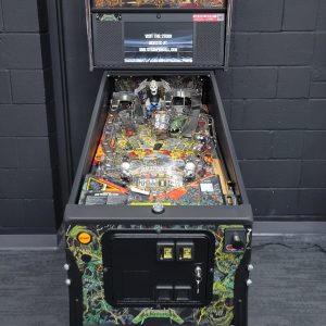 Stern Metallica Remastered Premium Pinball